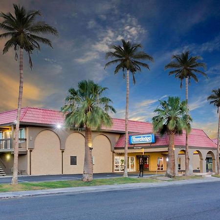 Travelodge By Wyndham เอลเซนโตร ภายนอก รูปภาพ